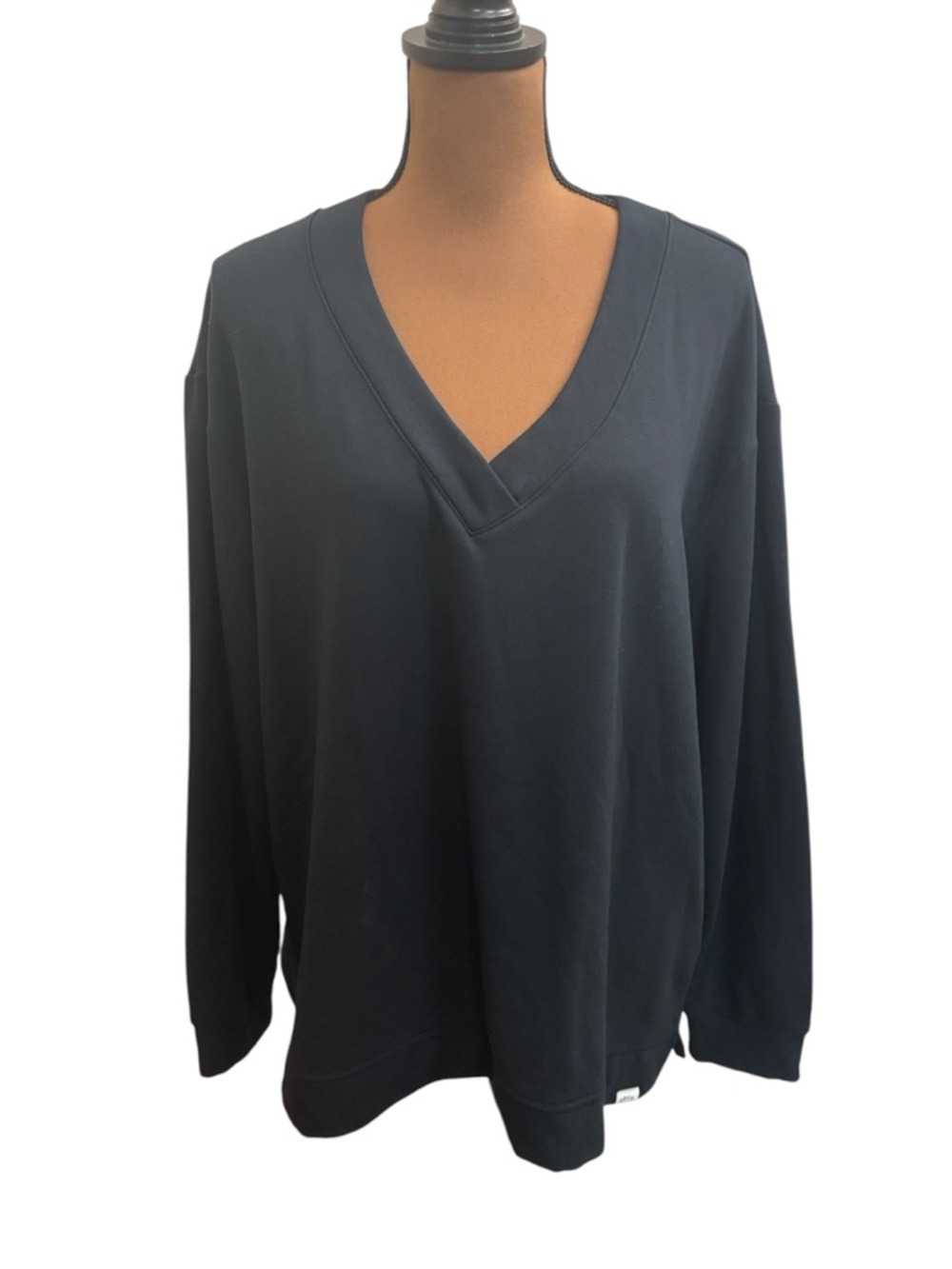 Orvis Women's Black Fleece Lined Long Sleeve V-Neck Shirt Sweatshirt Size XL